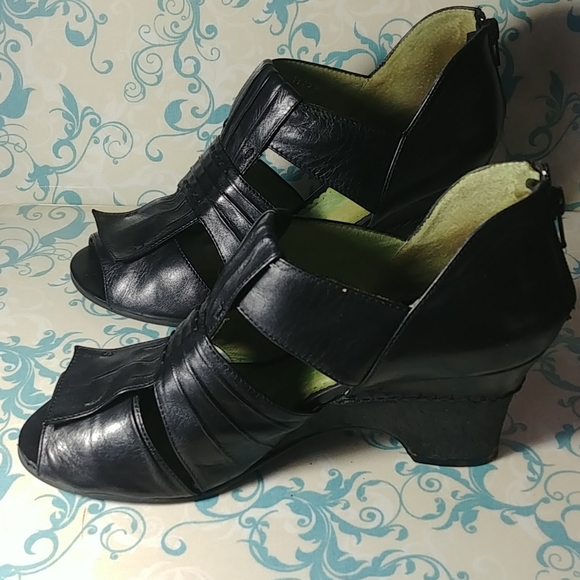 Canal Grande Black wedge Sandals - Picture 5 of 5